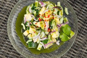 kokenmetroos tropische-salade-ananas-munt-komkommer