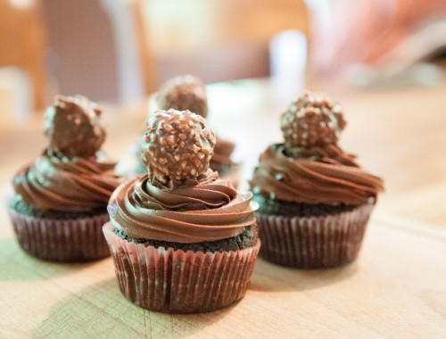 cupcake topping ferrero rocher